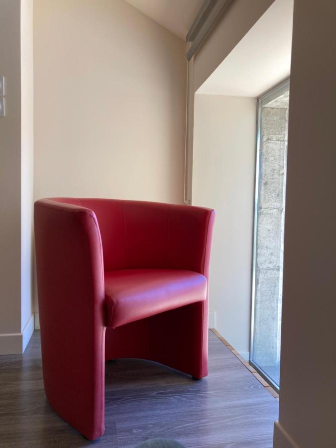La Chambre Du Tonneau Montigny-sur-l'Ain Екстер'єр фото